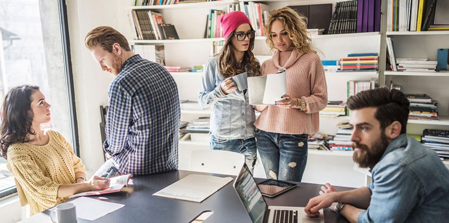 coworkers-talking-at-work